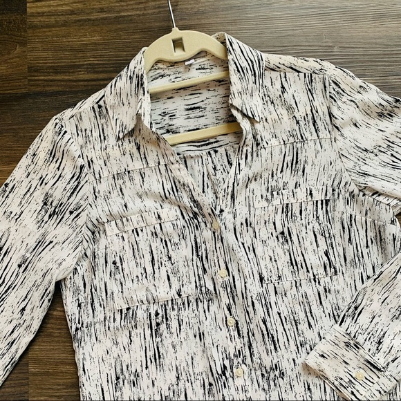 😍 EXPRESS Button Down Long-sleeve Shirt - Picture 2 of 2
